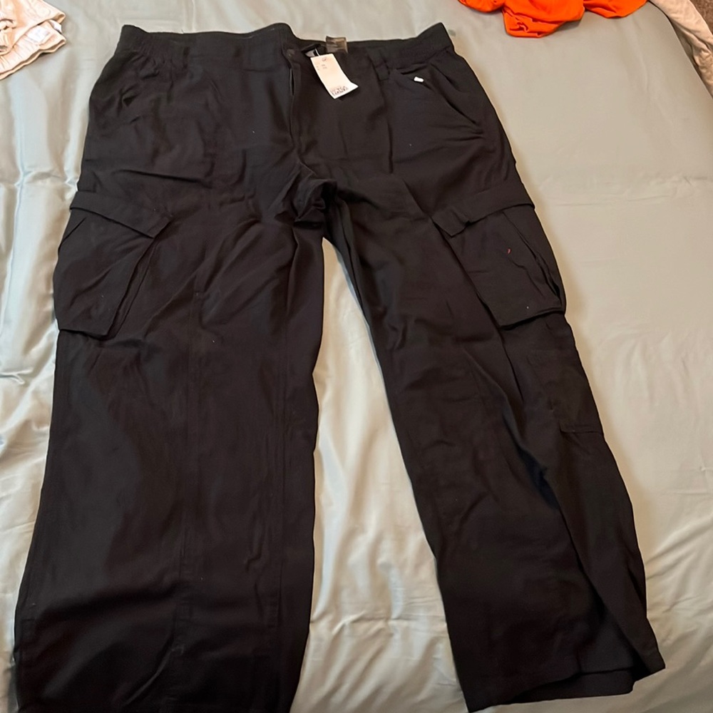 Black cargo pants